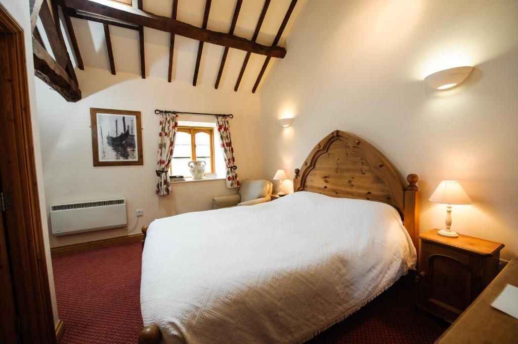 Church Farm Lodge Harrington Room photo